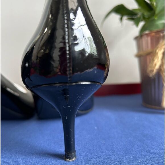 HP🎉❤️Michael Kors Patent Leather Kitten Heel Shoes - Picture 9 of 12